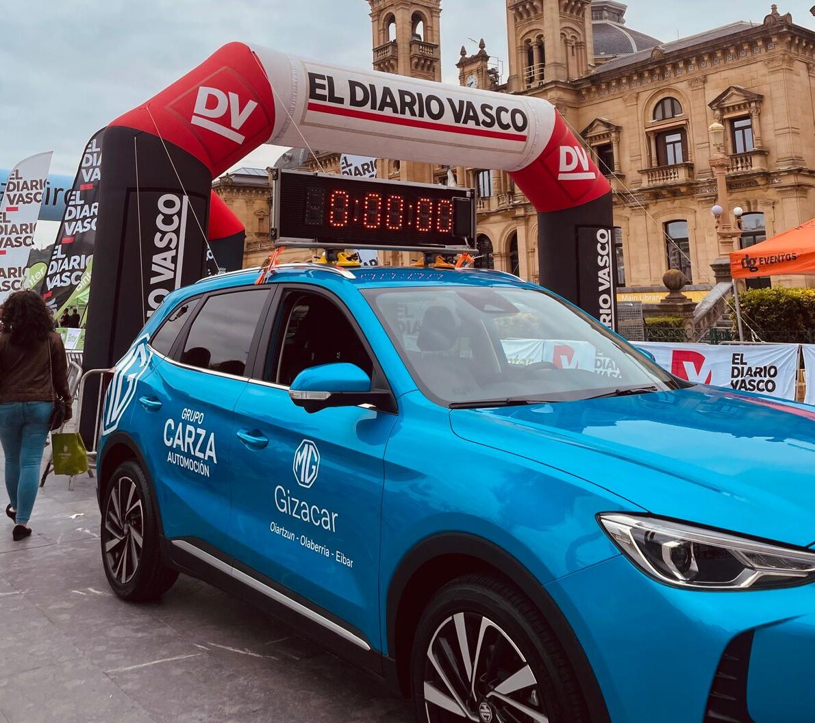 La Binter Night Run 2025 Donostia – San Sebastián se tiñe de verde junto a MG Gizacar